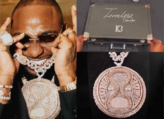 Davido Flaunts New N577 Million Necklace Celebrating ‘Timeless’ Album