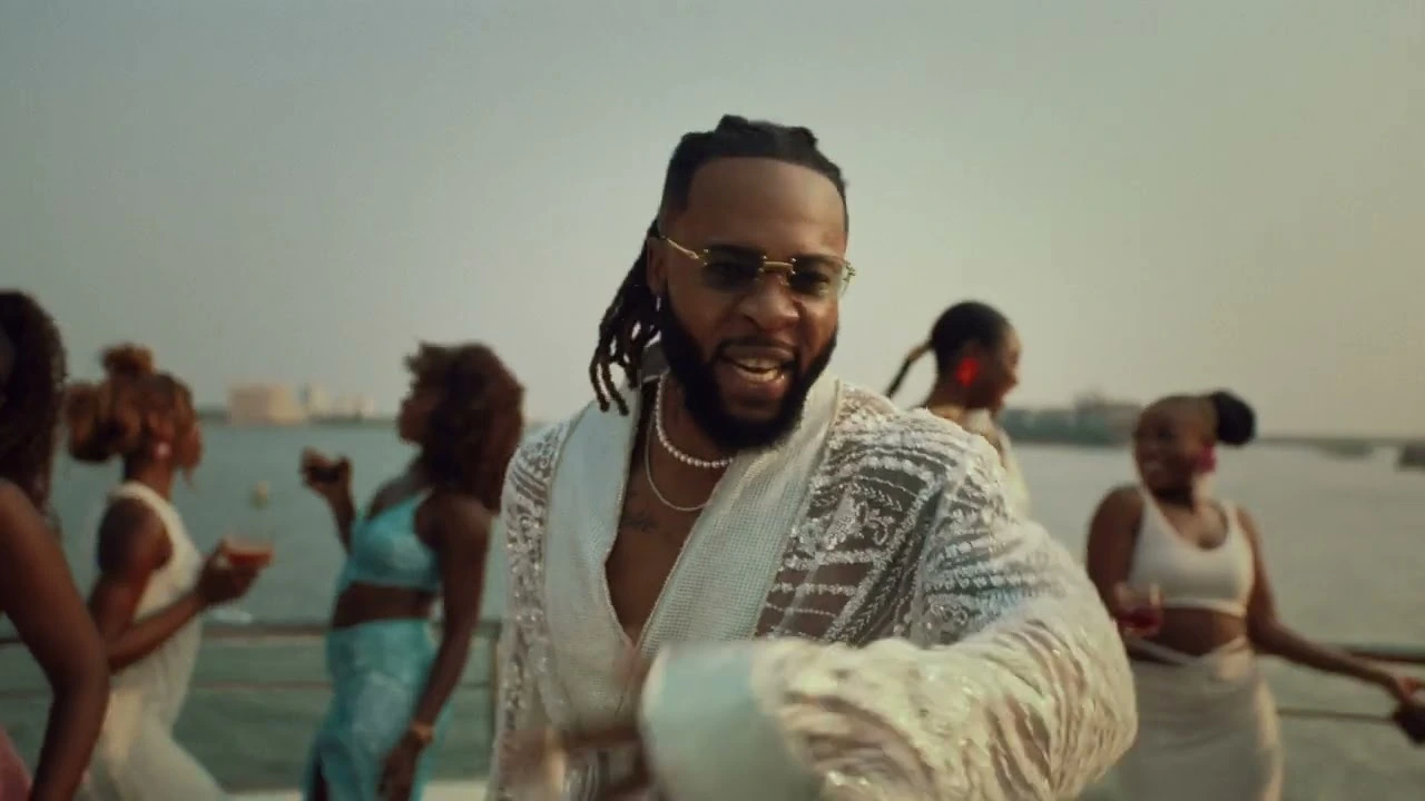 Flavour – Big Baller (Video)